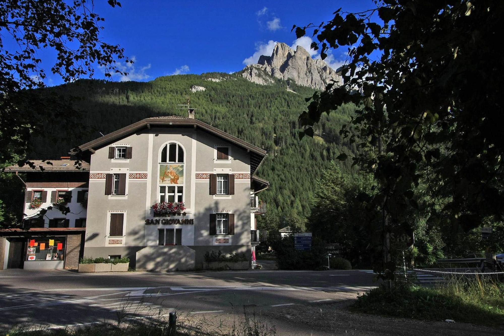 Hotel San Giovanni Vigo di Fassa Extérieur photo