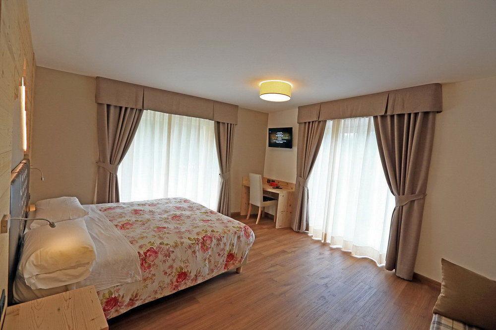 Hotel San Giovanni Vigo di Fassa Extérieur photo